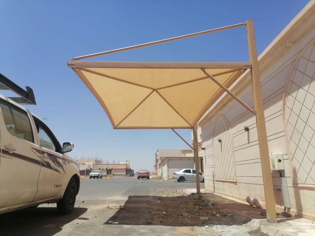 مظلات سيارات